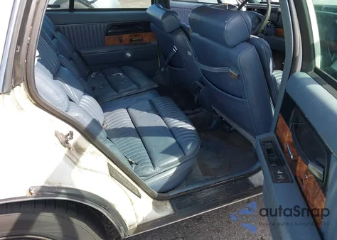 1994 Buick Park Avenue из США, поврежденный, VIN 1G4CW52L2RH610783